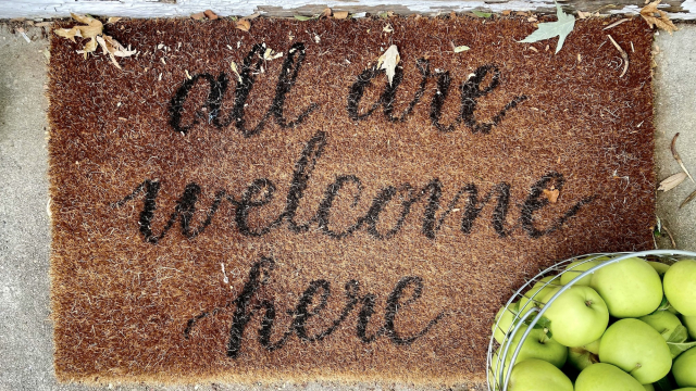 all_welcome_here_doormat_unsplash