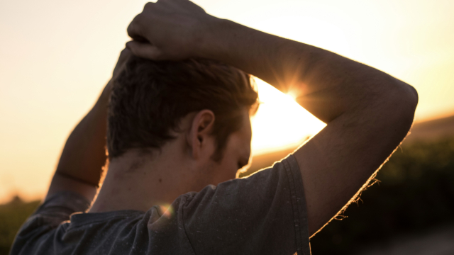 head_in_hands_sunset_doubt_unsplash