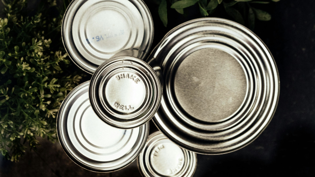 tins_cans_forest_food_unsplash